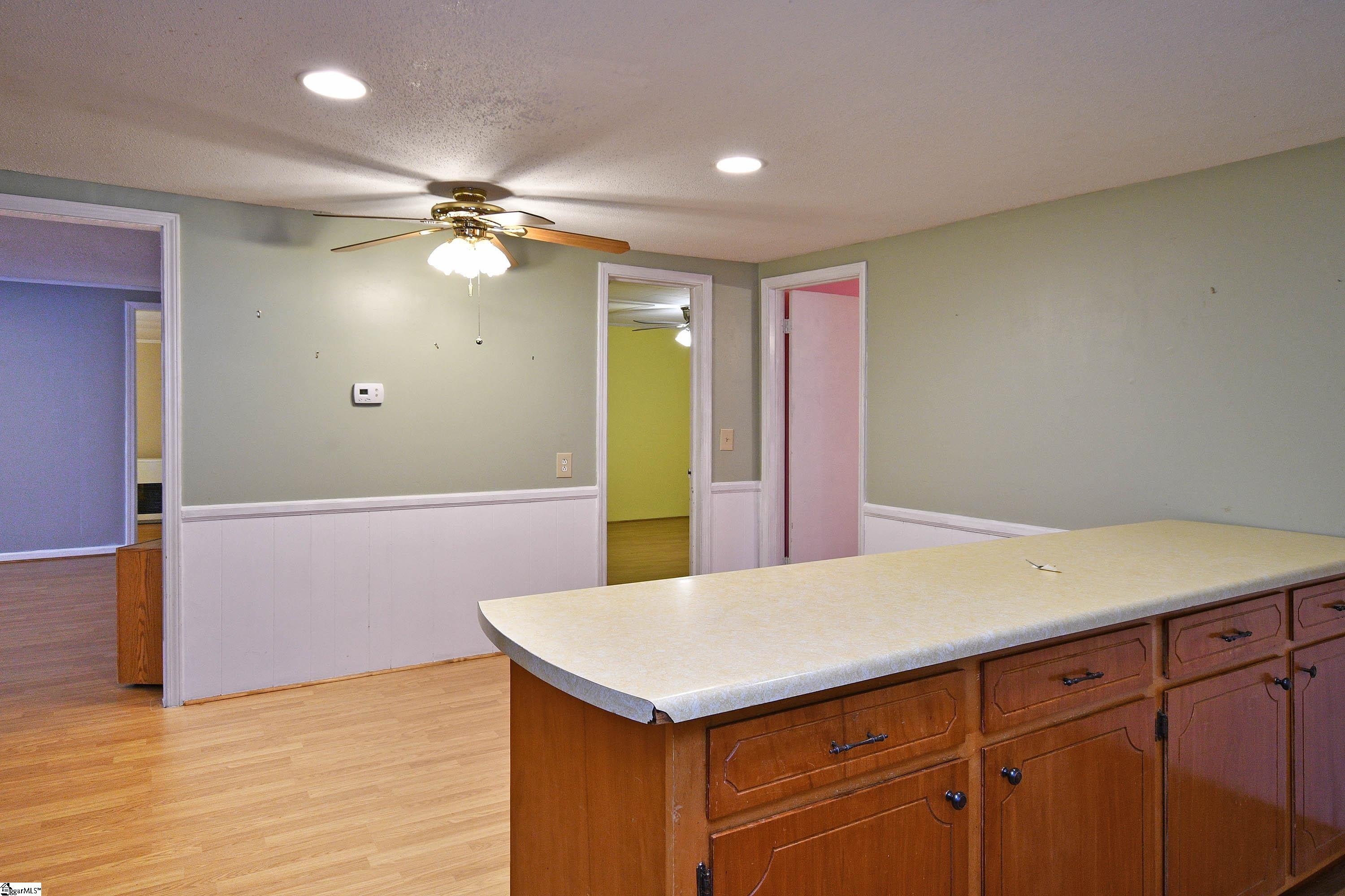 529 Mile Creek Road Pickens, SC 29671 - Photo 14 of 33