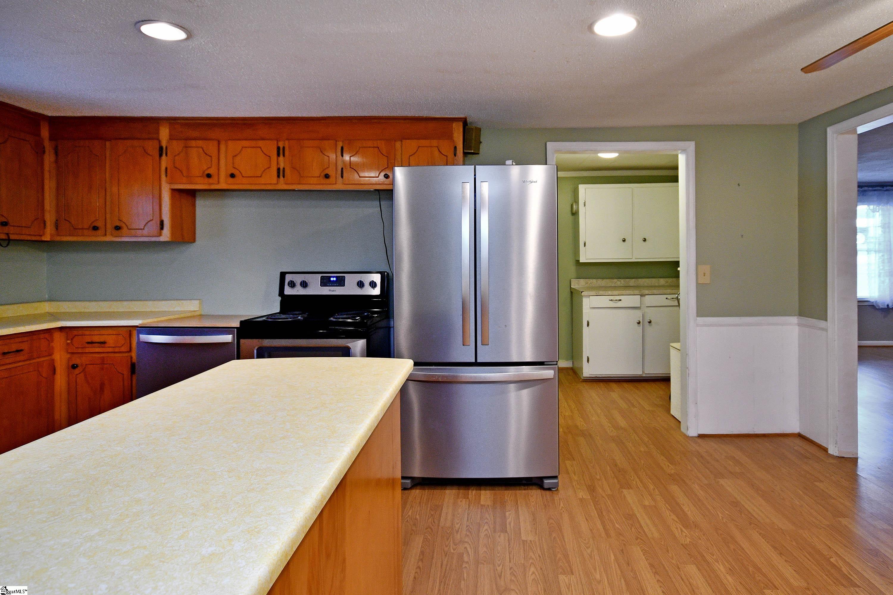 529 Mile Creek Road Pickens, SC 29671 - Photo 15 of 33