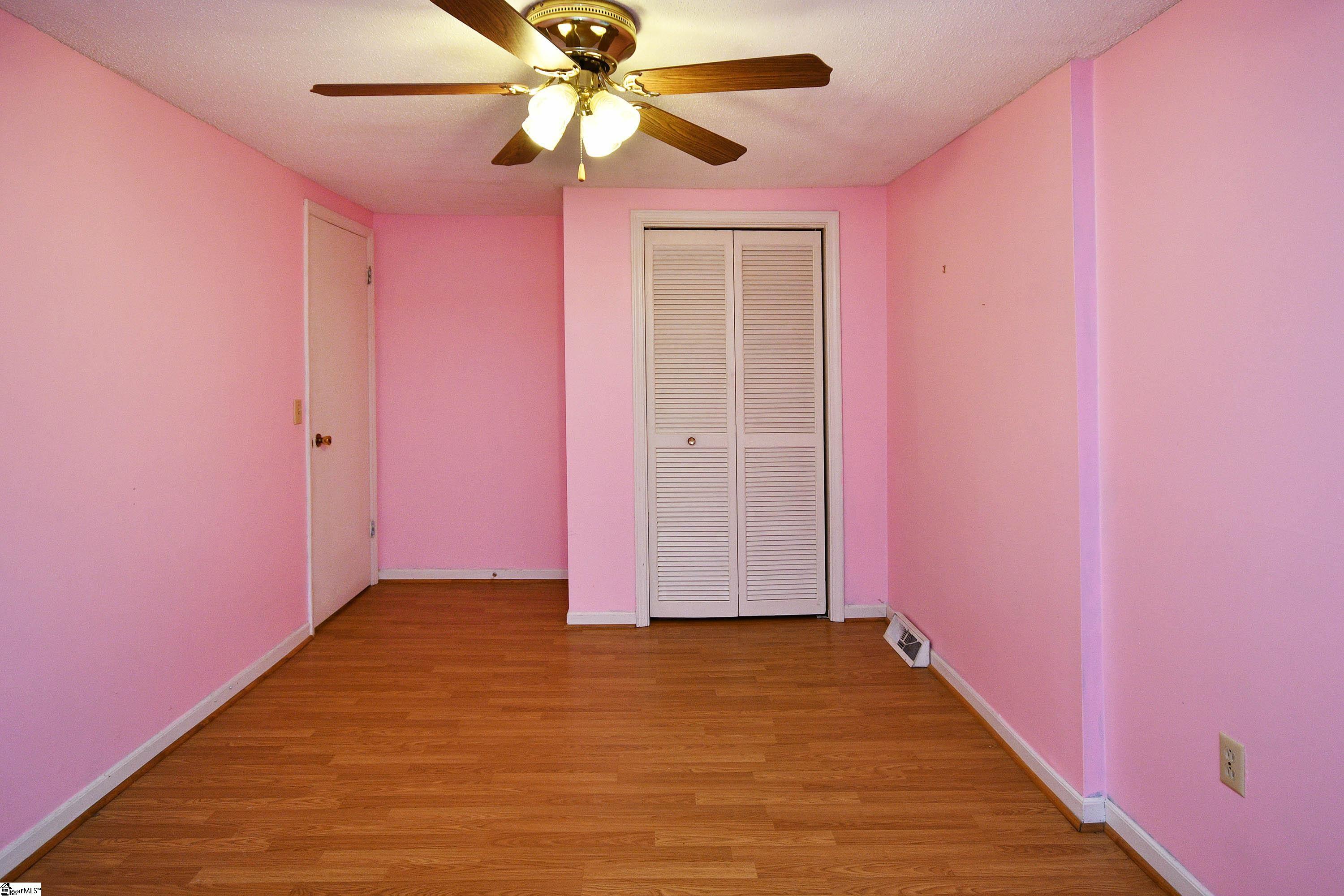 529 Mile Creek Road Pickens, SC 29671 - Photo 19 of 33