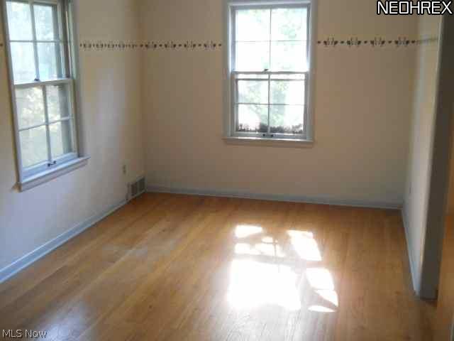 3693 Stoneleigh Road Cleveland Heights, OH 44121 - Photo 14 of 16