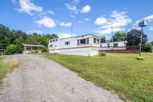 $200,000 | 6662 Lorne Drive, Pentwater, MI 49449