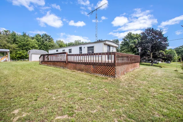 $200,000 | 6662 Lorne Drive, Pentwater, MI 49449