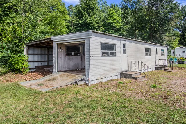 $200,000 | 6662 Lorne Drive, Pentwater, MI 49449