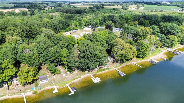 $200,000 | 6662 Lorne Drive, Pentwater, MI 49449