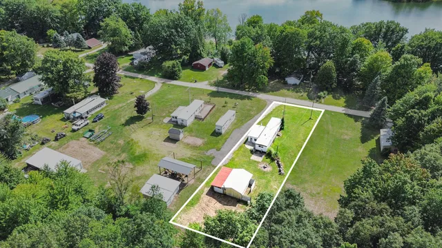 $200,000 | 6662 Lorne Drive, Pentwater, MI 49449