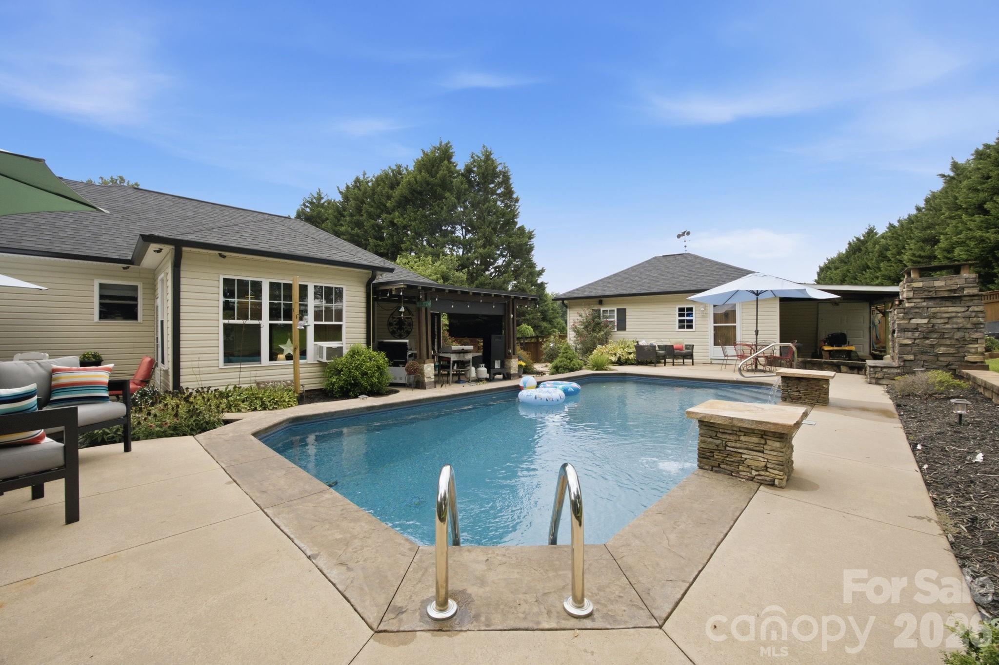 359 Huffstetler Lake Road Dallas, NC 28034 - Photo 34 of 48 Gallery Image 34