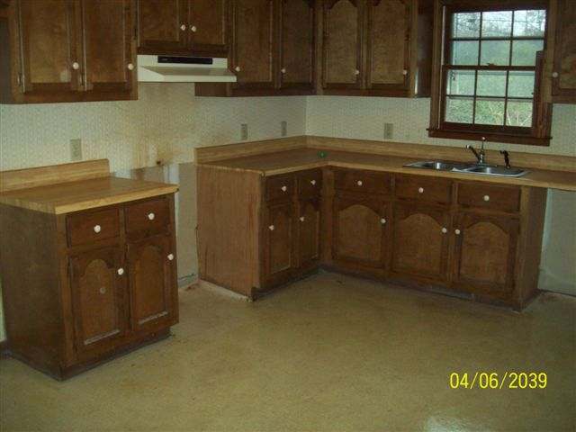 302 Tanner Road Taylors, SC 29687 - Photo 2 of 6 Gallery Image 2