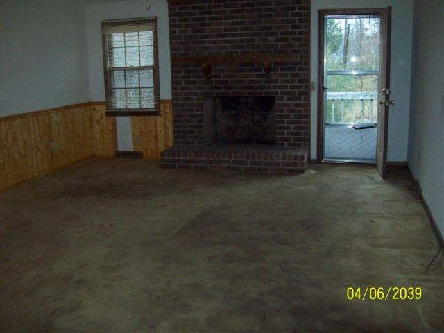 302 Tanner Road Taylors, SC 29687 - Photo 3 of 6 Gallery Image 3