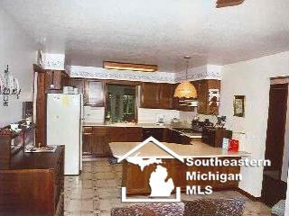 1580 West Erie Road Temperance, MI 48182 - Photo 3 of 7 792653-2.JPG