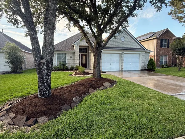 $2,400 | 11831 Rainbow Bridge Lane, Humble, TX 77346