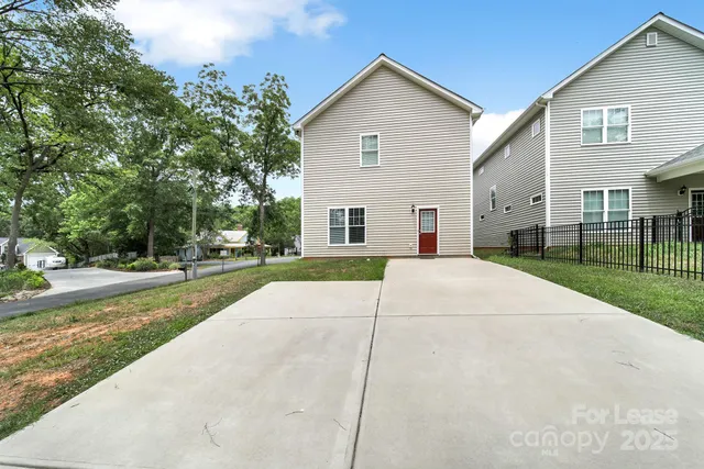 $2,150 | 321 McKibben Street, Waxhaw, NC 28173