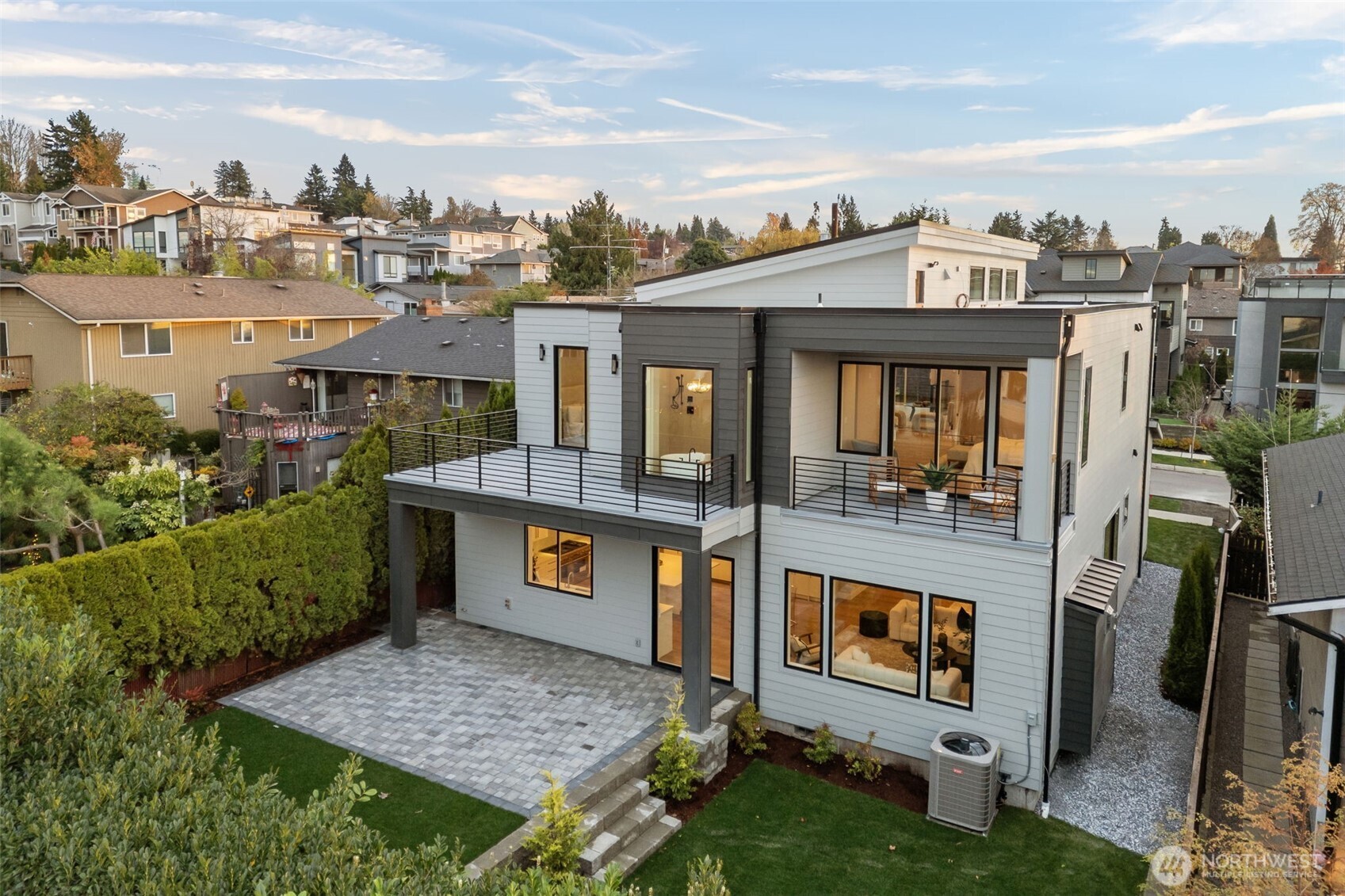 904 North 33rd Place Renton, WA 98056 - Photo 39 of 40