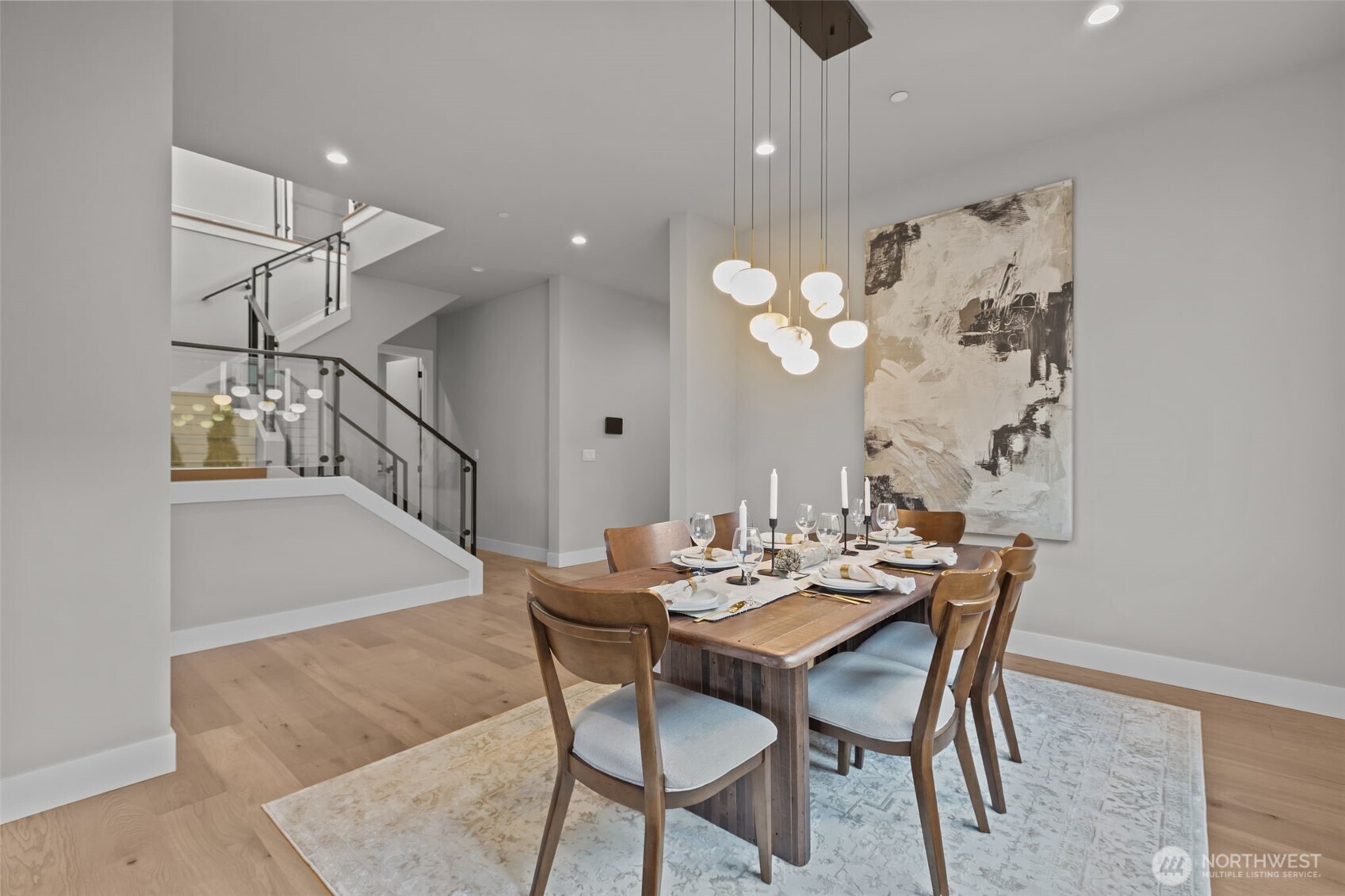 904 North 33rd Place Renton, WA 98056 - Photo 5 of 40