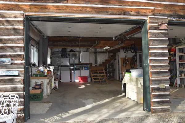 a view of a garage with stuff