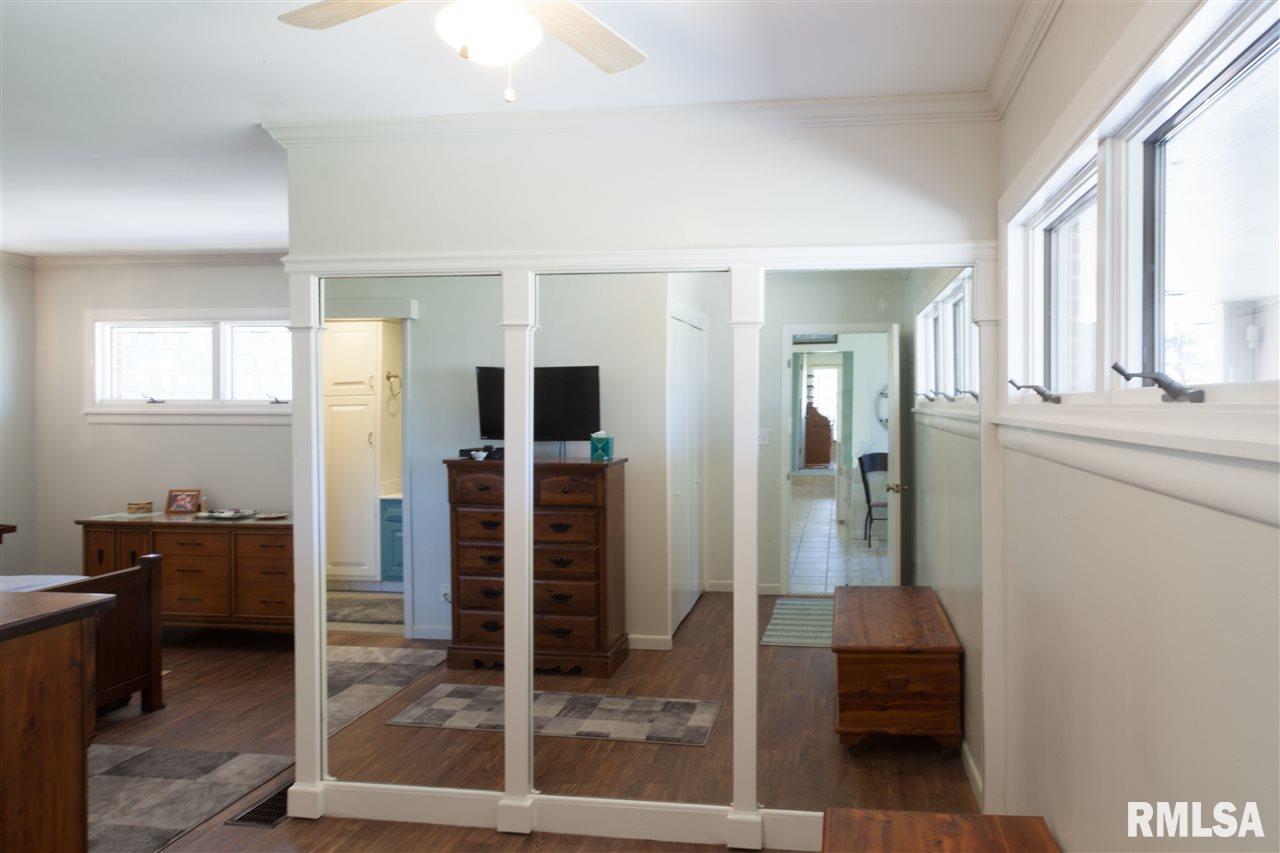 9038 North Picture Ridge Road Peoria, IL 61615 - Photo 16 of 29 Gallery Image 16