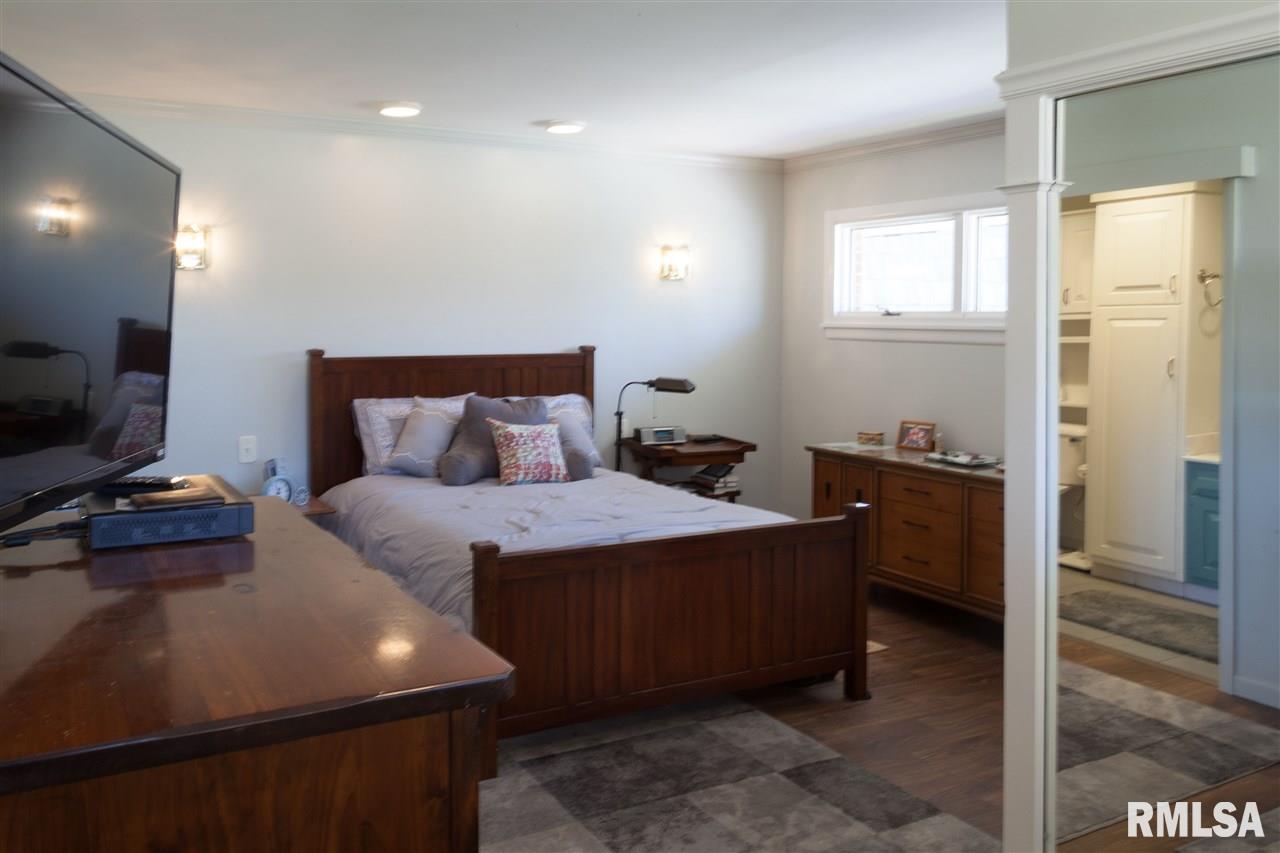 9038 North Picture Ridge Road Peoria, IL 61615 - Photo 17 of 29 Gallery Image 17