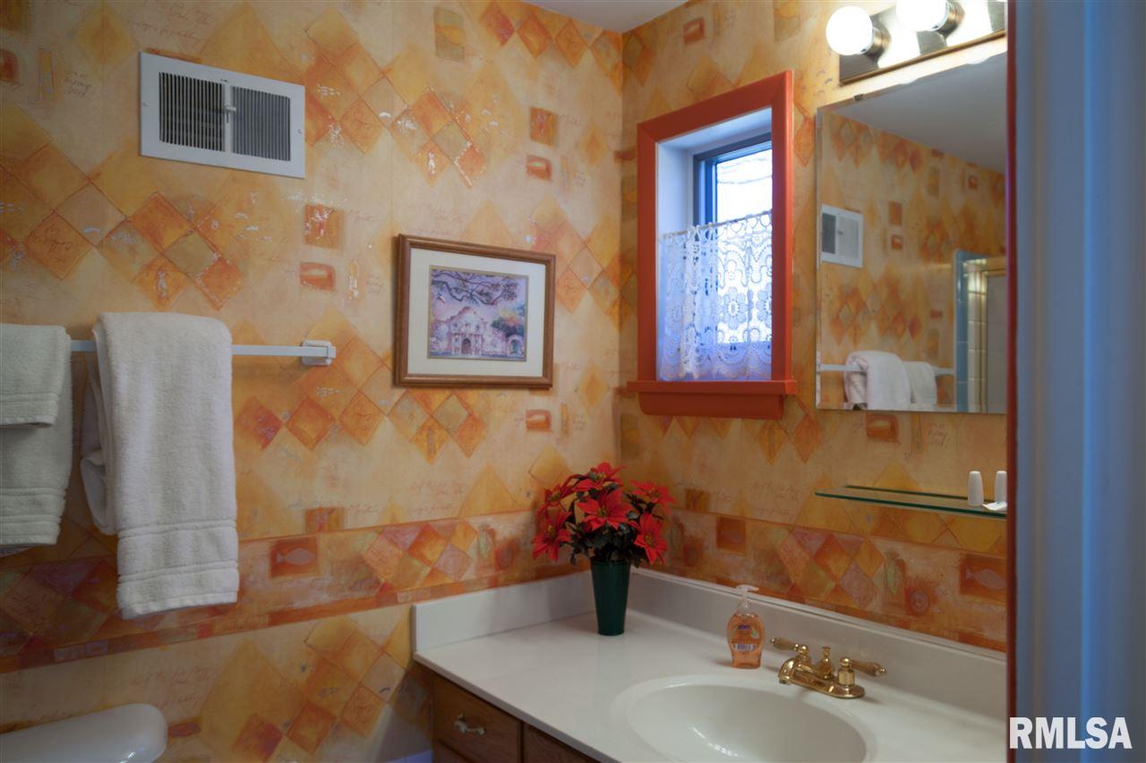 9038 North Picture Ridge Road Peoria, IL 61615 - Photo 22 of 29 Gallery Image 22