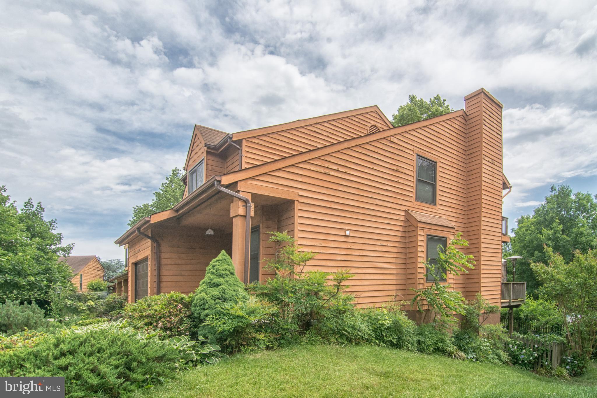 6308 Raritan Court Columbia, MD 21045 - Photo 2 of 30 Exterior (General)