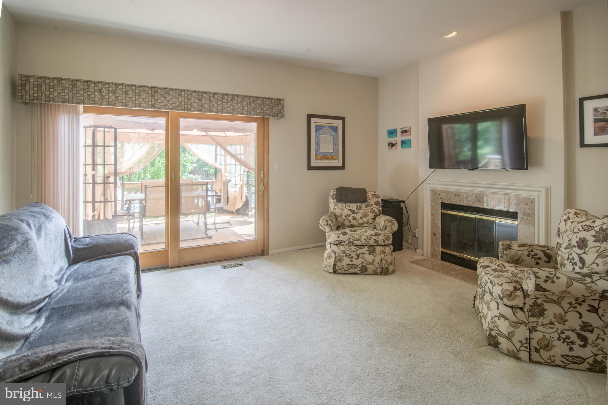 6308 Raritan Court Columbia, MD 21045 - Photo 11 of 30 Family Room
