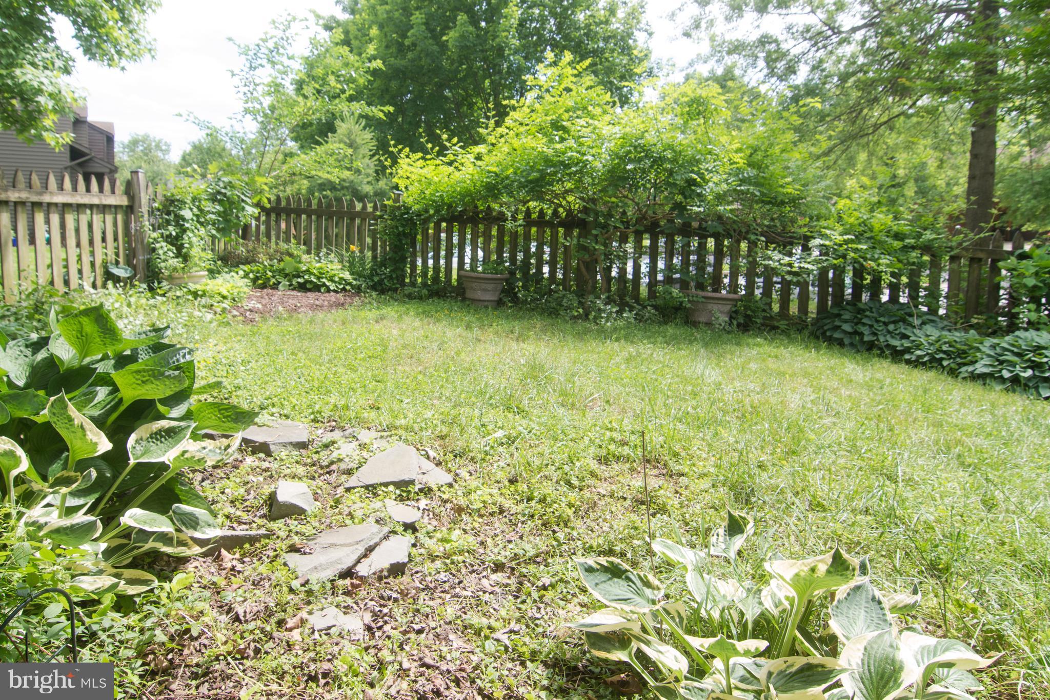 6308 Raritan Court Columbia, MD 21045 - Photo 25 of 30 Exterior (Rear)