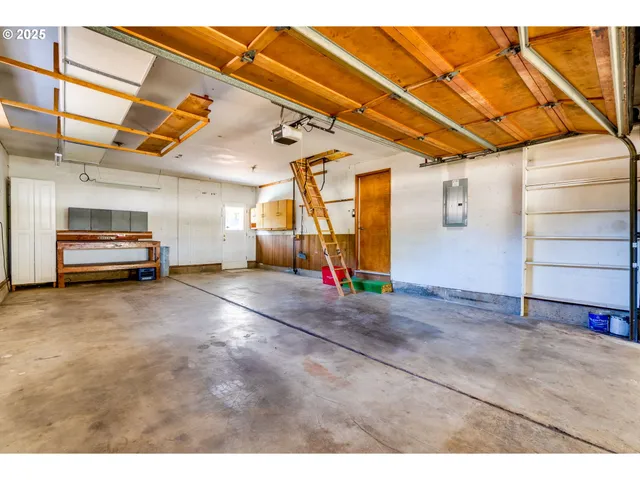 a view of a house with a patio