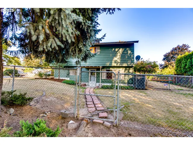 $674,900 | 19560 Southwest Madeline Street, Beaverton, OR 97078