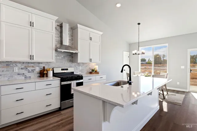 $409,900 | 729 Waveland Avenue, Filer, ID 83328