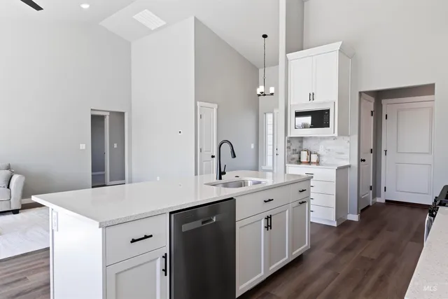 $409,900 | 729 Waveland Avenue, Filer, ID 83328