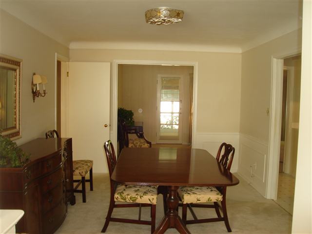 795 Harcourt Road Grosse Pointe, MI 48230 - Photo 15 of 21 31008181-14.JPG
