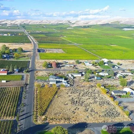 $450,000 | 20906 363 Prne, Benton City, WA 99320