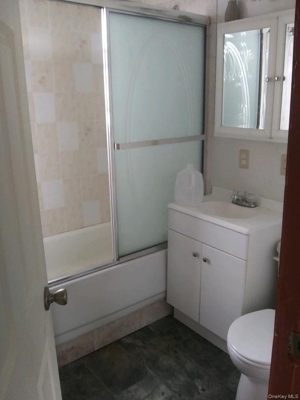 156 North Clinton Street, Unit 2 Poughkeepsie, NY 12601 - Photo 7 of 10 TILE