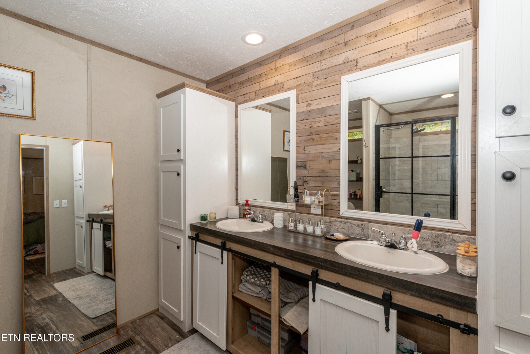 2432 Dairy Road Cosby, TN 37722 - Photo 20 of 45
