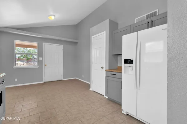 $249,000 | 10432 Valle Koki Drive, Socorro, TX 79927