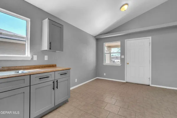 $249,000 | 10432 Valle Koki Drive, Socorro, TX 79927