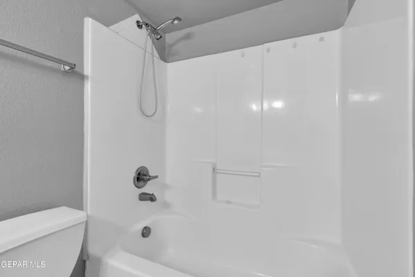 $249,000 | 10432 Valle Koki Drive, Socorro, TX 79927