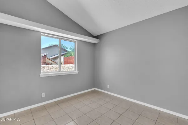 $249,000 | 10432 Valle Koki Drive, Socorro, TX 79927