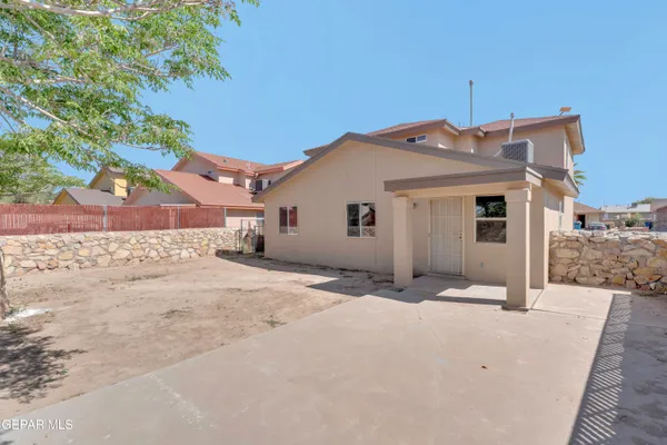 $249,000 | 10432 Valle Koki Drive, Socorro, TX 79927