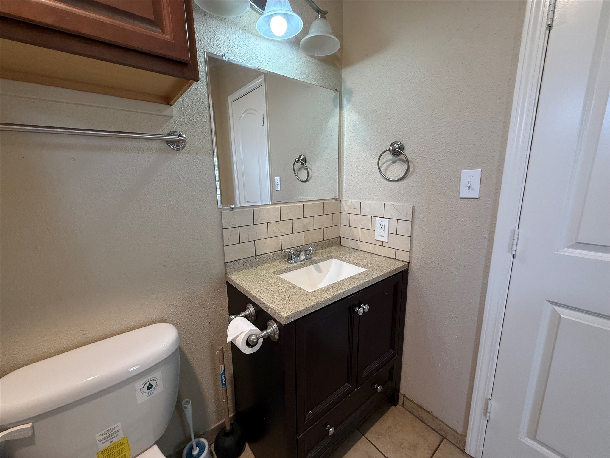 429 West 2nd Street Freeport, TX 77541 - Photo 15 of 49 Primary bath