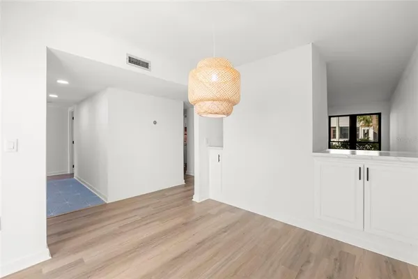 $2,750 | 1 Windrush Boulevard, Unit 19, Indian Rocks Beach, FL 33785