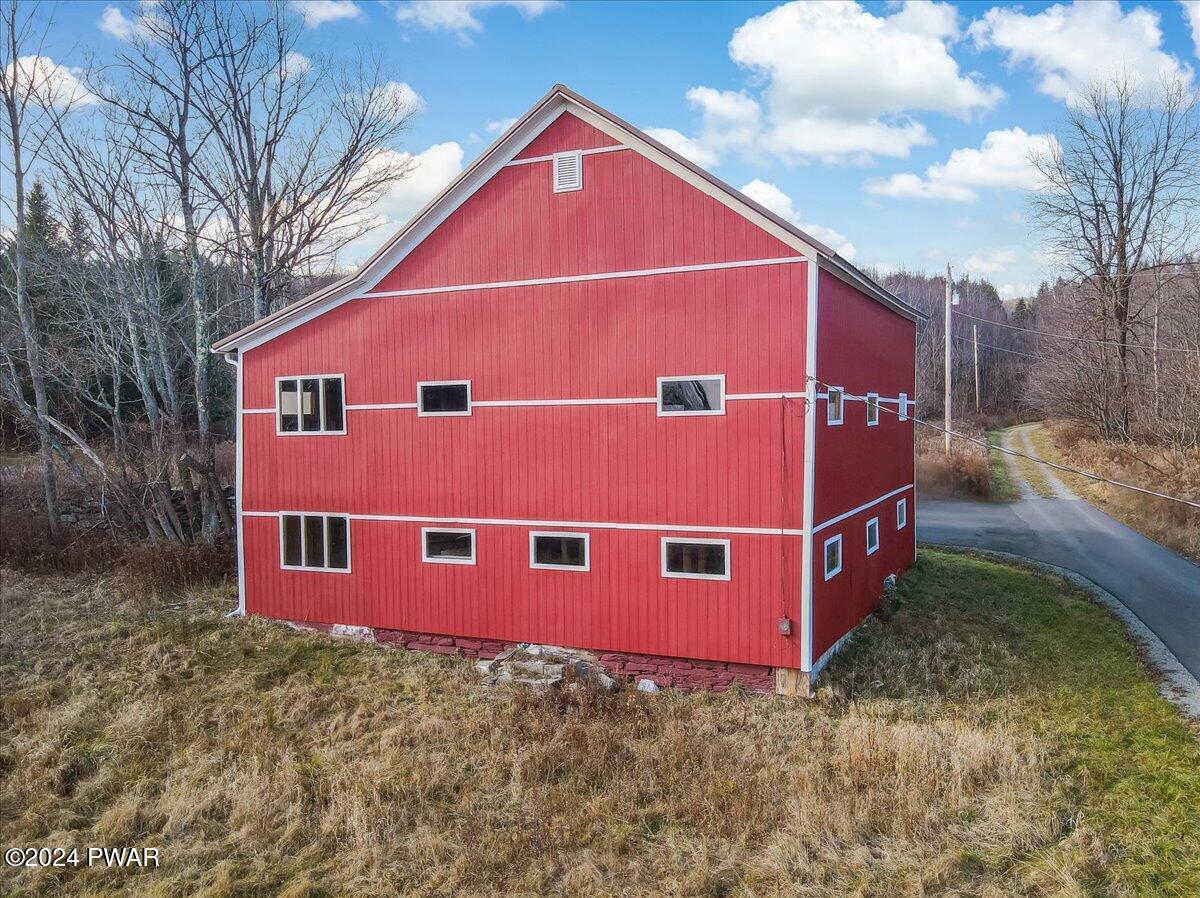 849 South Preston Road Lakewood, PA 18439 - Photo 73 of 85 Barn