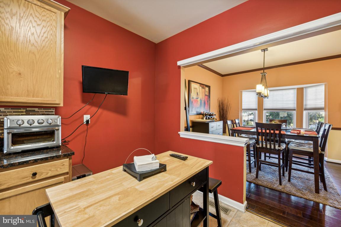 8798 Dunstable Loop Bristow, VA 20136 - Photo 6 of 23