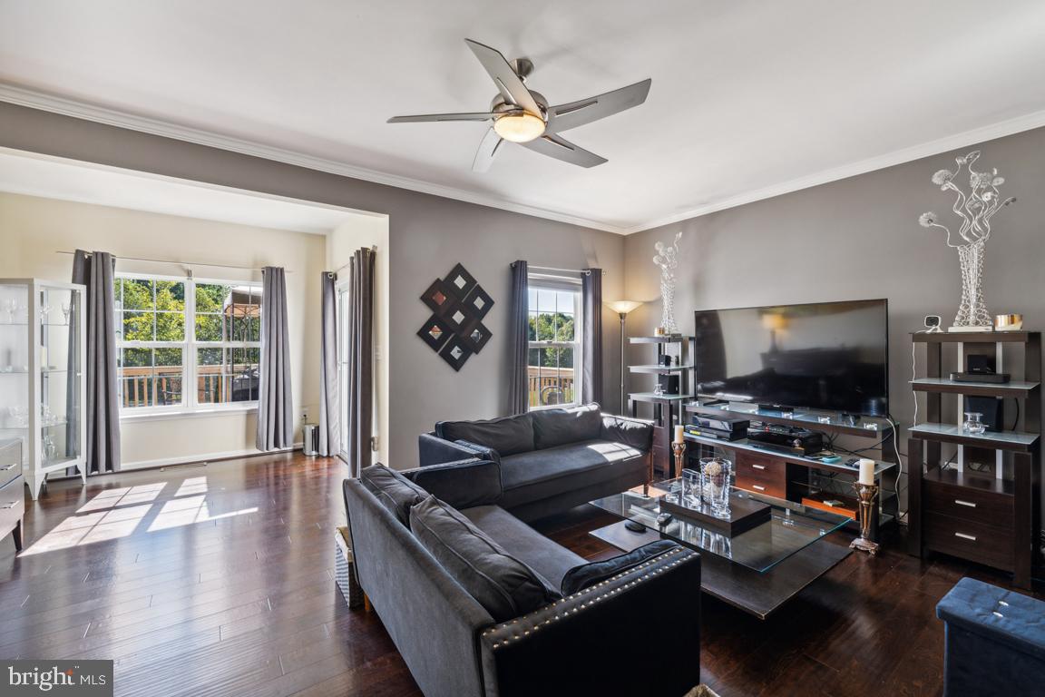 8798 Dunstable Loop Bristow, VA 20136 - Photo 8 of 23