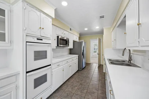 $3,250 | 527 Twilight Trail, Richardson, TX 75080