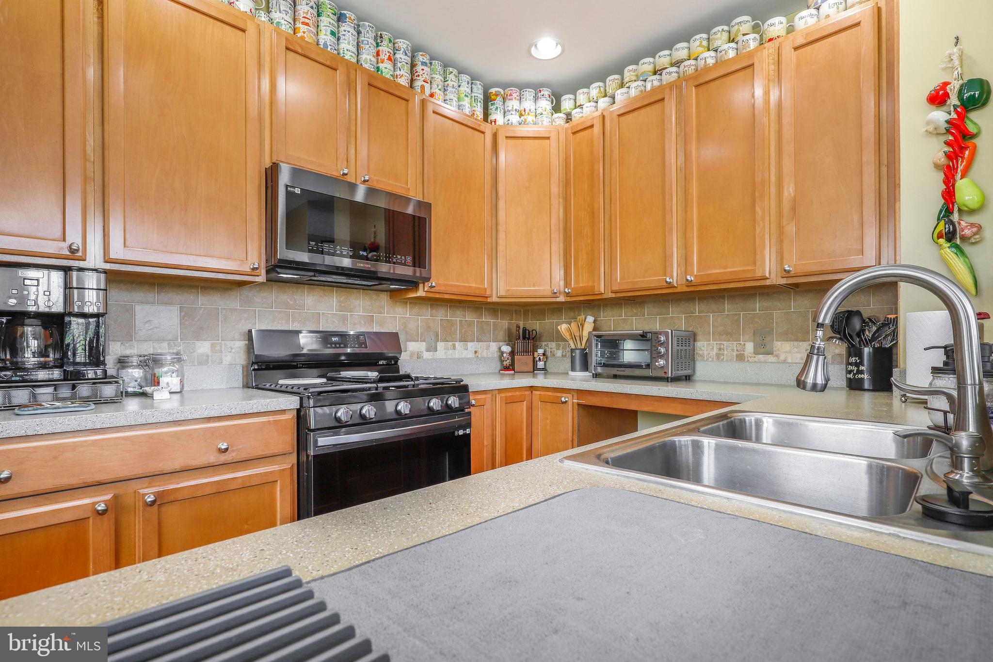 12824 Clarksburg Square Road, Unit 207 Clarksburg, MD 20871 - Photo 20 of 31