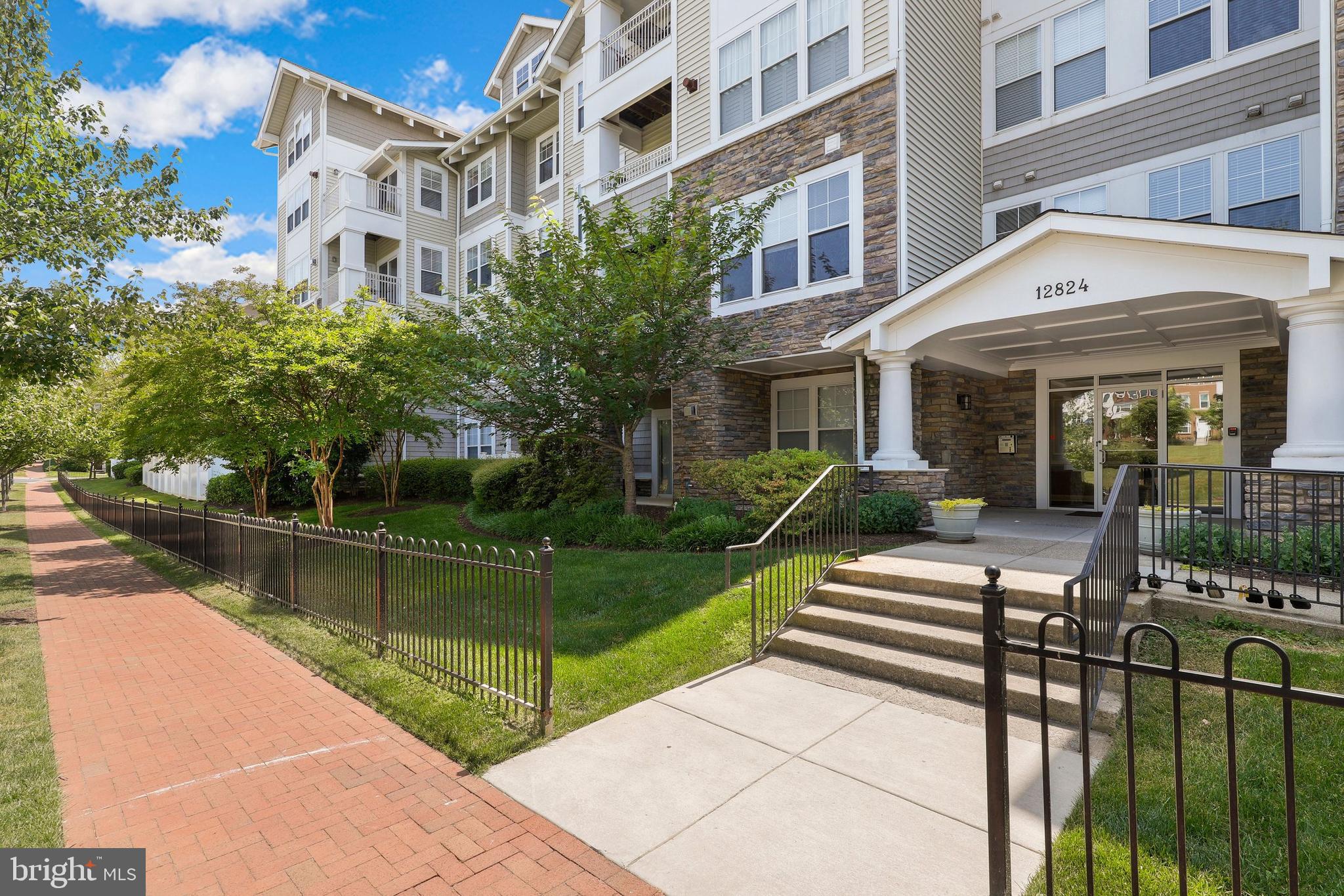 12824 Clarksburg Square Road, Unit 207 Clarksburg, MD 20871 - Photo 2 of 31