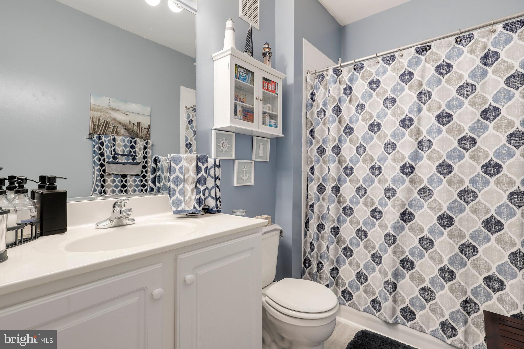 12824 Clarksburg Square Road, Unit 207 Clarksburg, MD 20871 - Photo 27 of 31