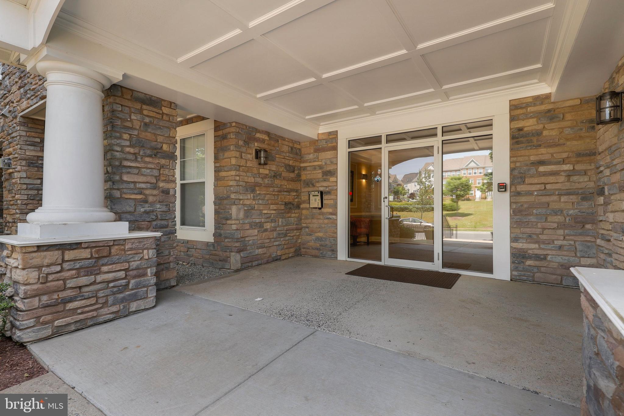 12824 Clarksburg Square Road, Unit 207 Clarksburg, MD 20871 - Photo 4 of 31