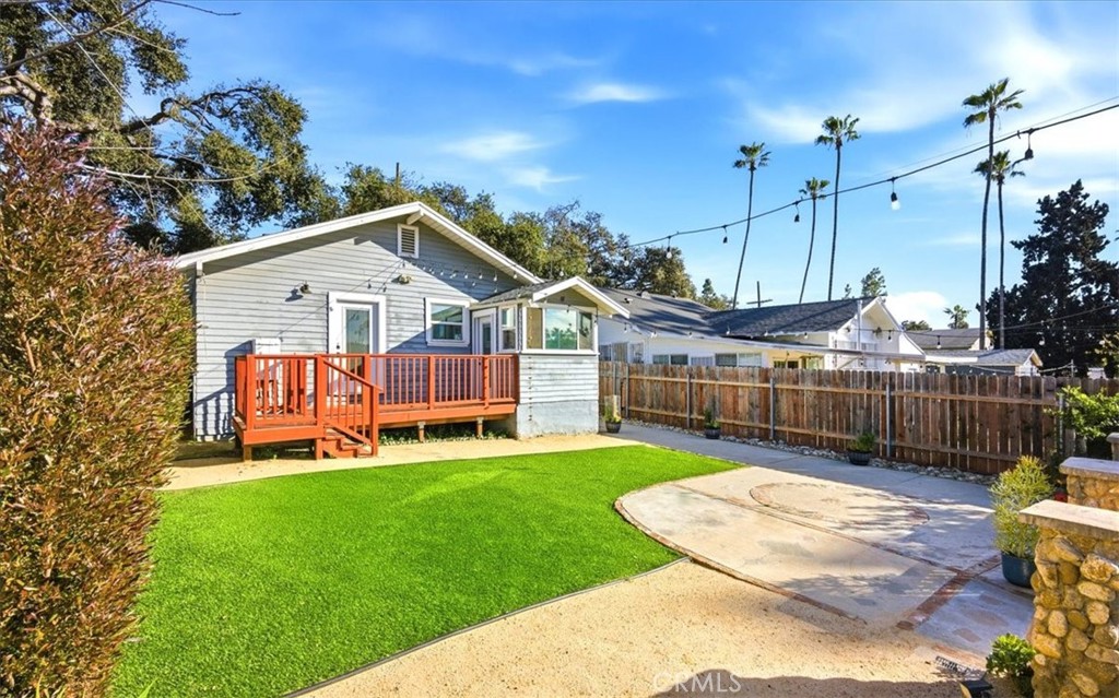 1395 Sunset Avenue Pasadena, CA 91103 - Photo 22 of 34