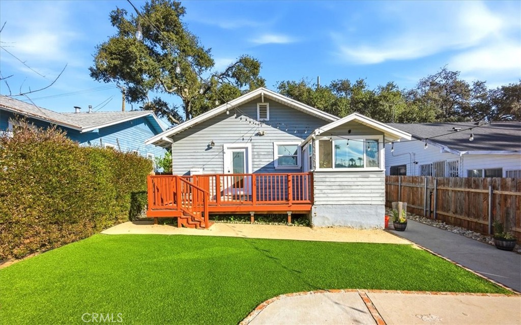 1395 Sunset Avenue Pasadena, CA 91103 - Photo 24 of 34