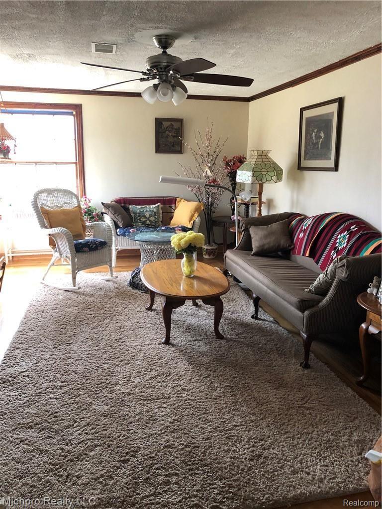 389 West Dryden Road Metamora, MI 48455 - Photo 11 of 33 IMG_3084.JPG